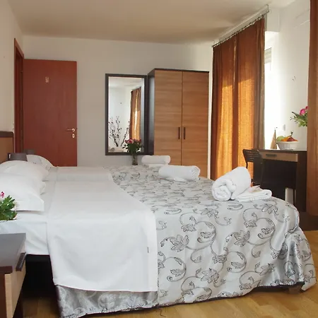 Euro Inn B&B-3